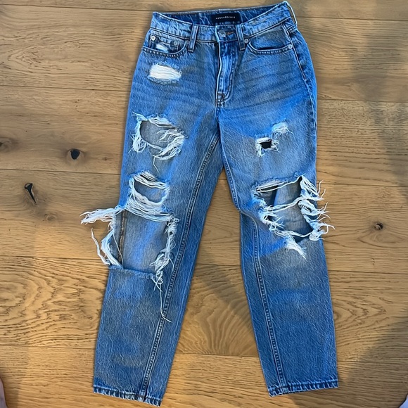 Aeropostale - Picture 4 of 6